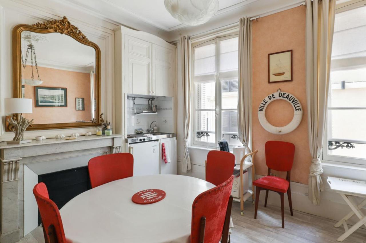 Appartement Des Embruns - Welkeys Trouville-sur-Mer Exterior foto